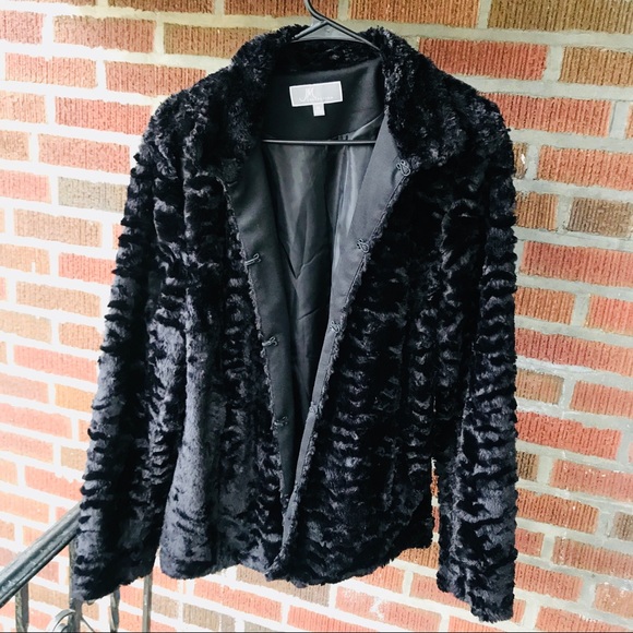 Jackets & Blazers - IM collection Faux Fur jacket